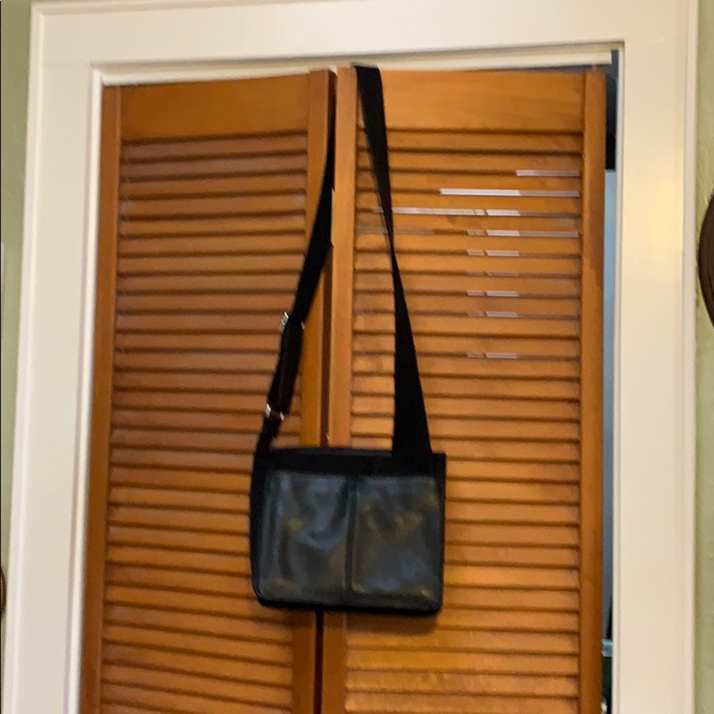 Fossil Handbag - Picture 7 of 11